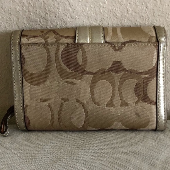 Coach Signature Gold Metallic Wallet 💛 - Picture 2 of 4
